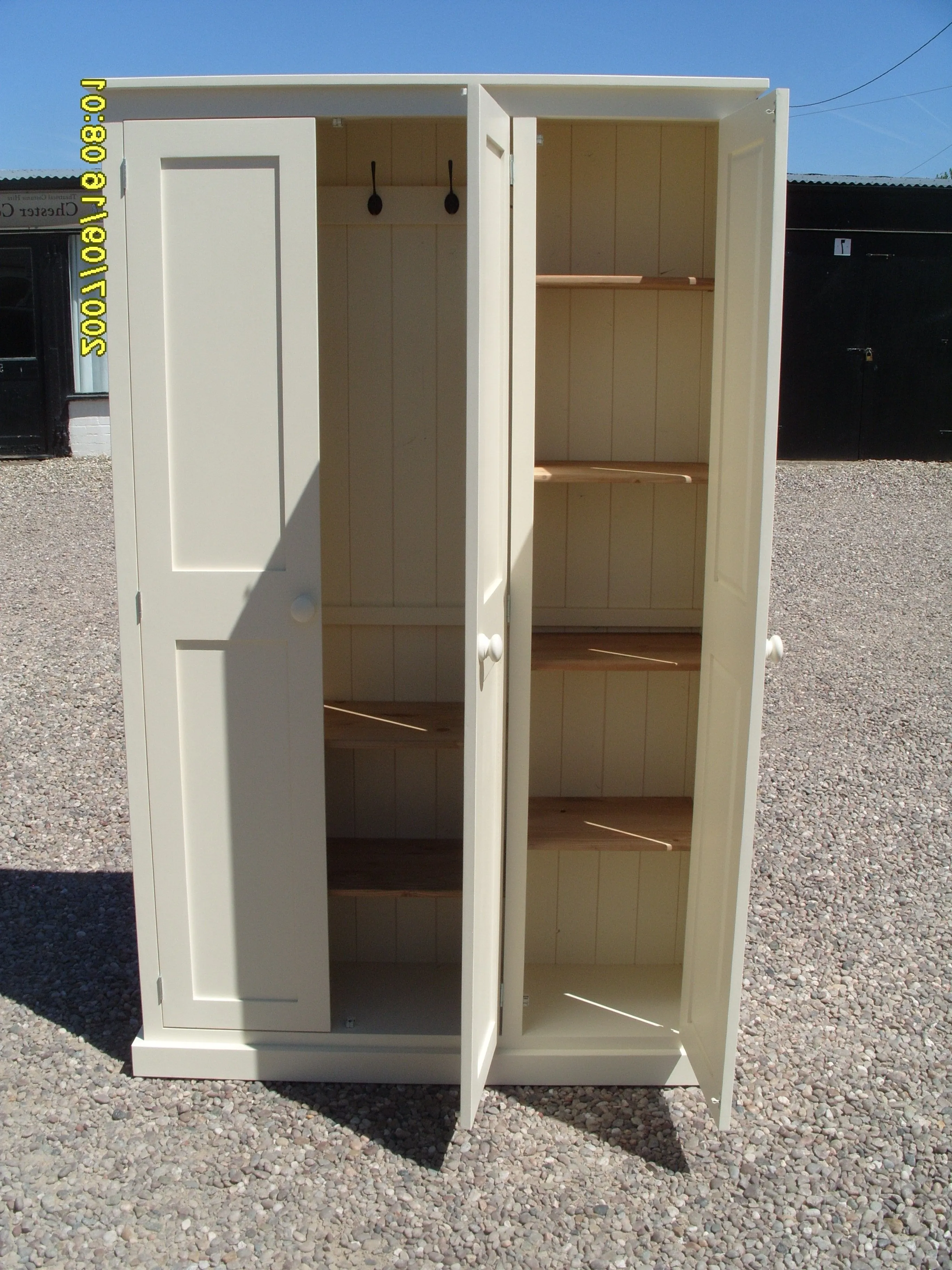 **3 Door Hall, Utility Room, Cloak Room Coat & Shoe Storage Cupboard (40 cm deep) OPTION 1