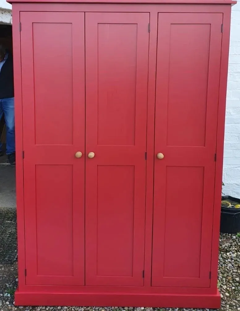 **3 Door Hall, Utility Room, Cloak Room Coat & Shoe Storage Cupboard (40 cm deep) OPTION 1