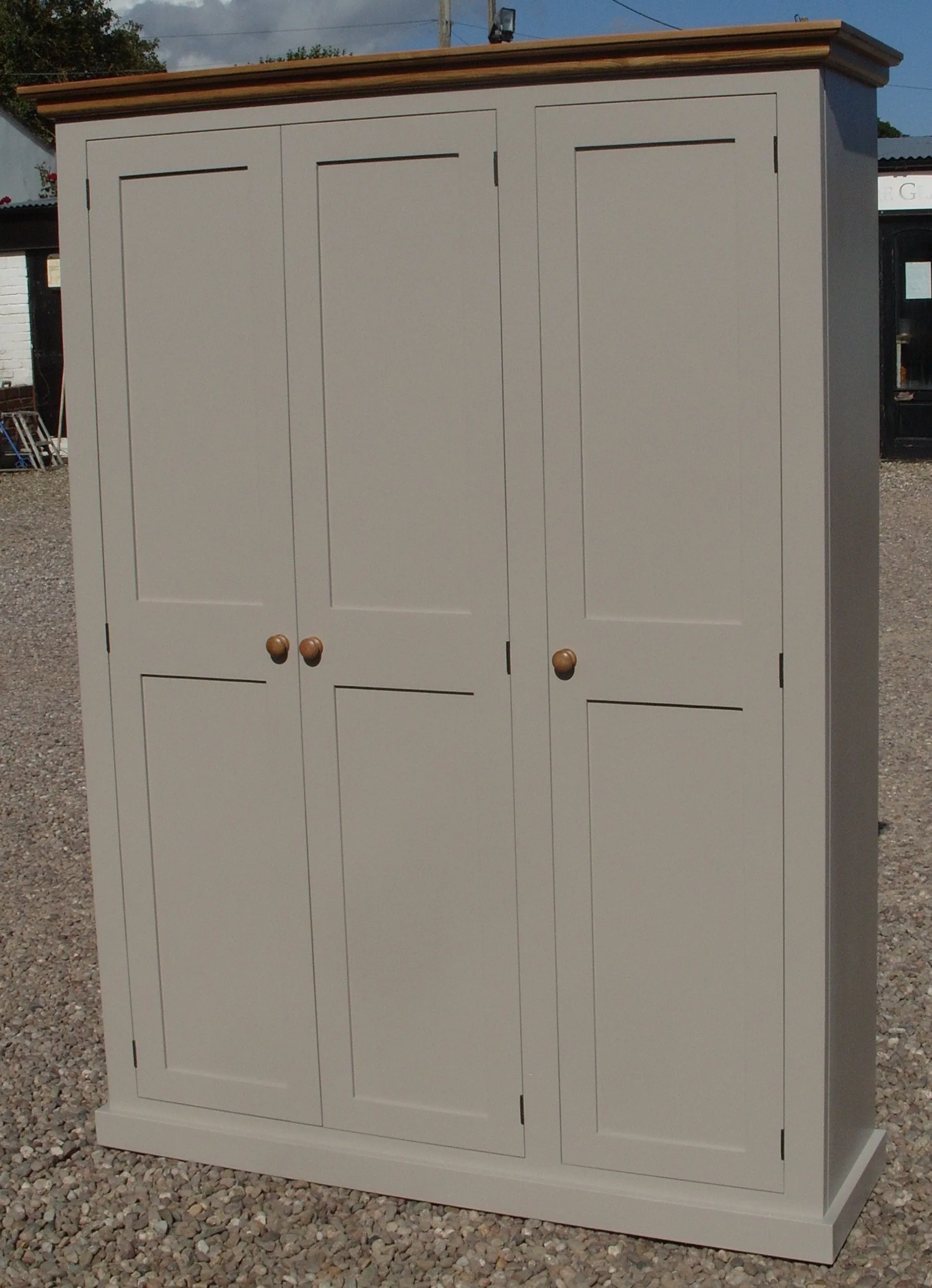 **3 Door Larder/Hall for Kitchen items, Craft, Toys, Utility Room, Office Storage Cupboard (40 cm or 45 cm deep) OPTION 3