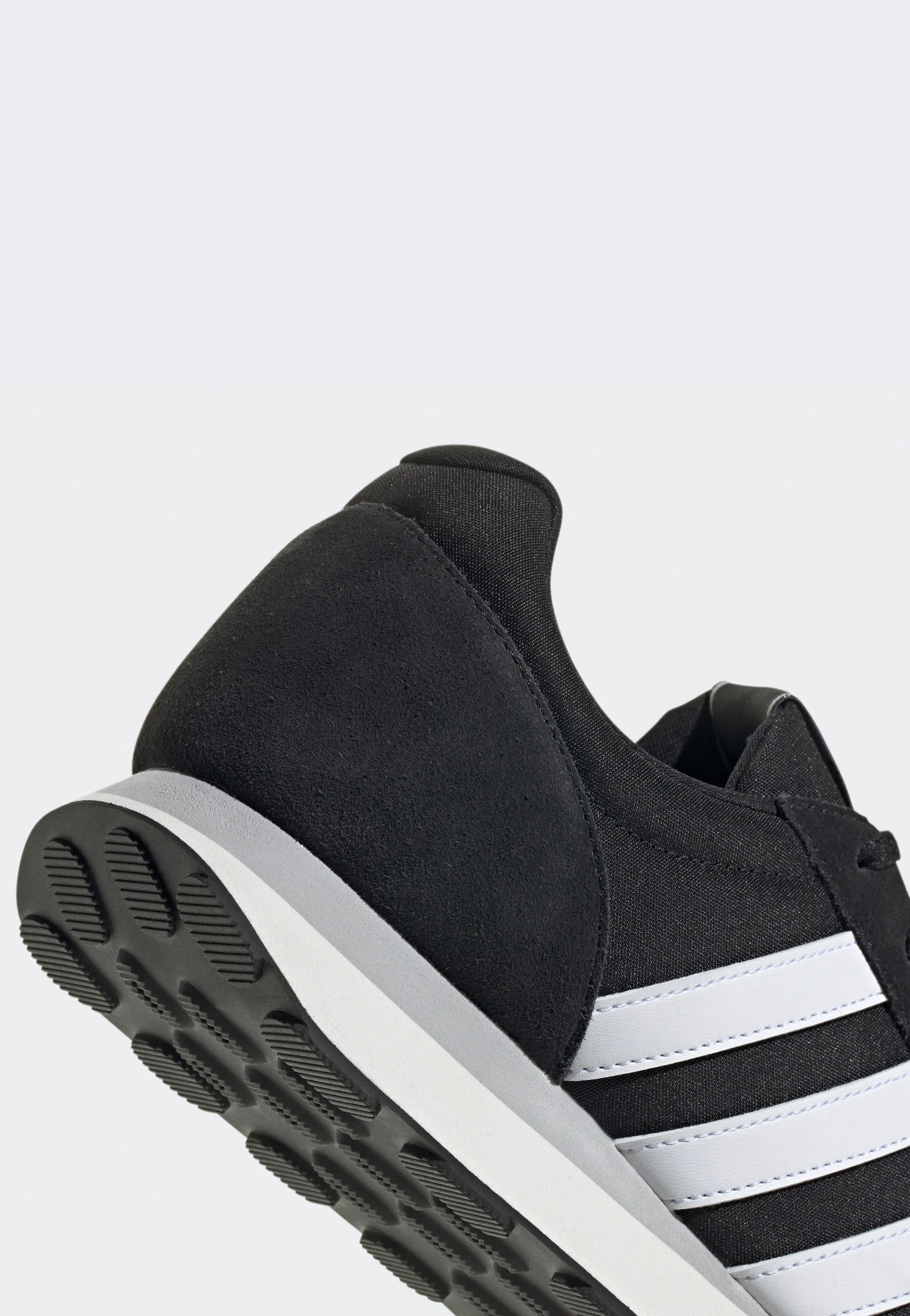 Adidas - Run 60S 3.0 Cblack/Ftwwht/Cwhite - Shoes