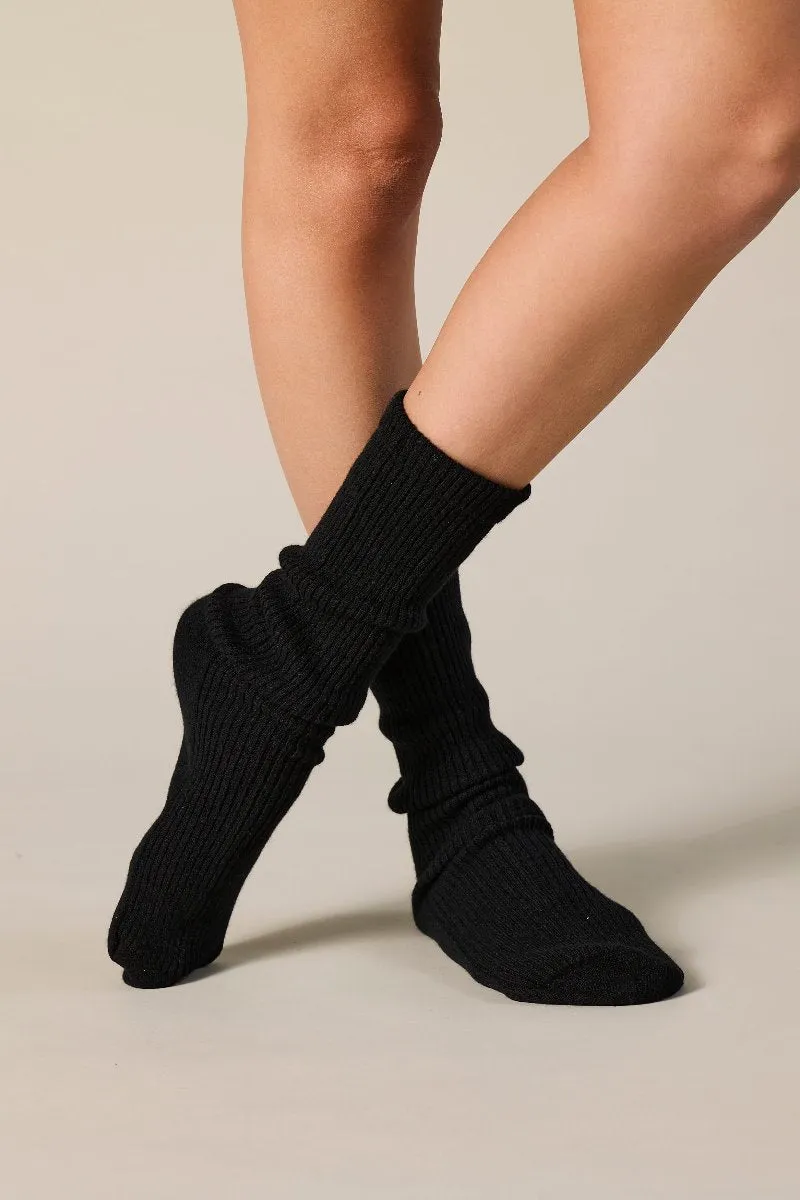 Cashmere Rib Socks in Black