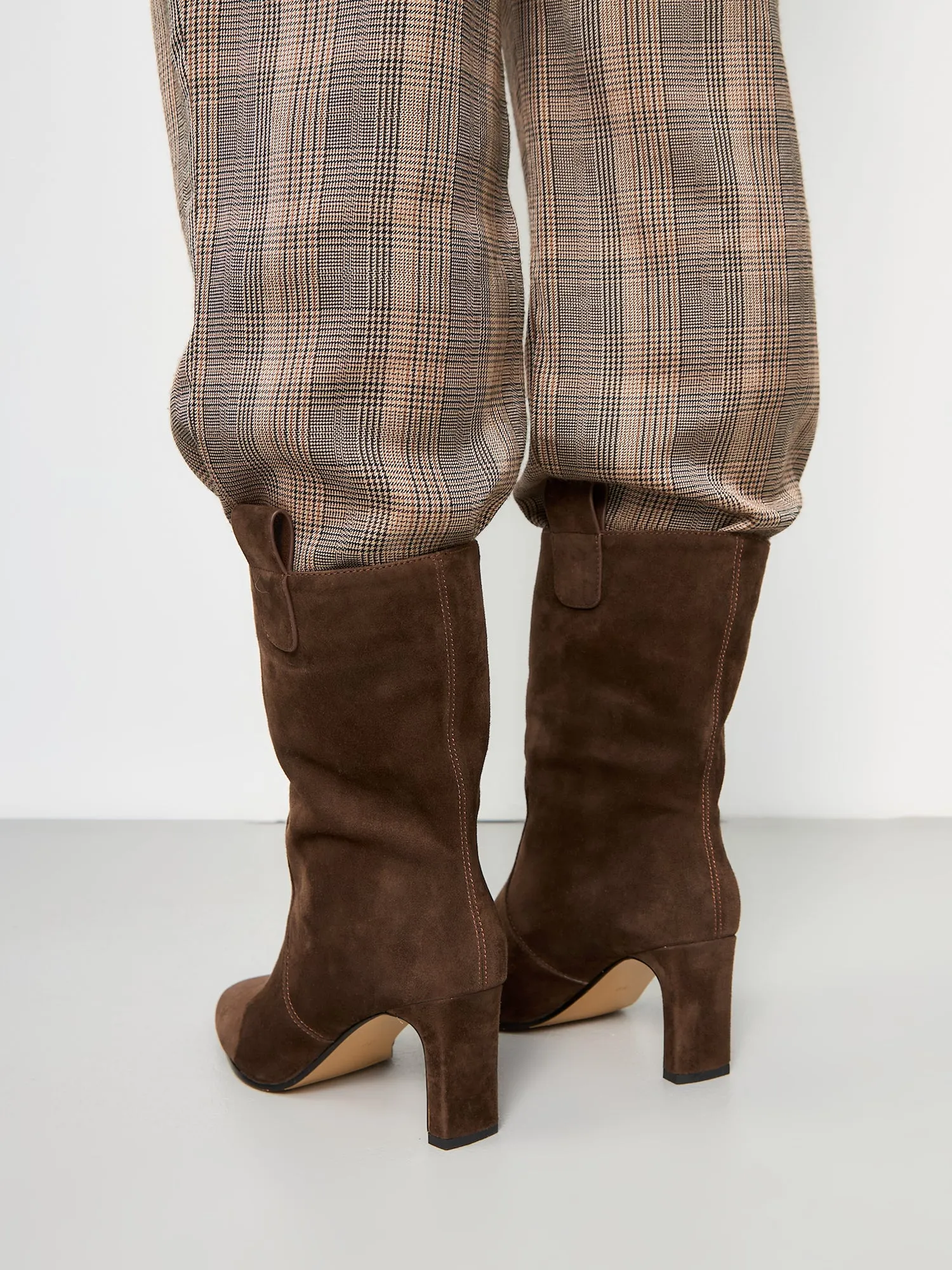 Elegant High-Heeled Boots Ava - Brown