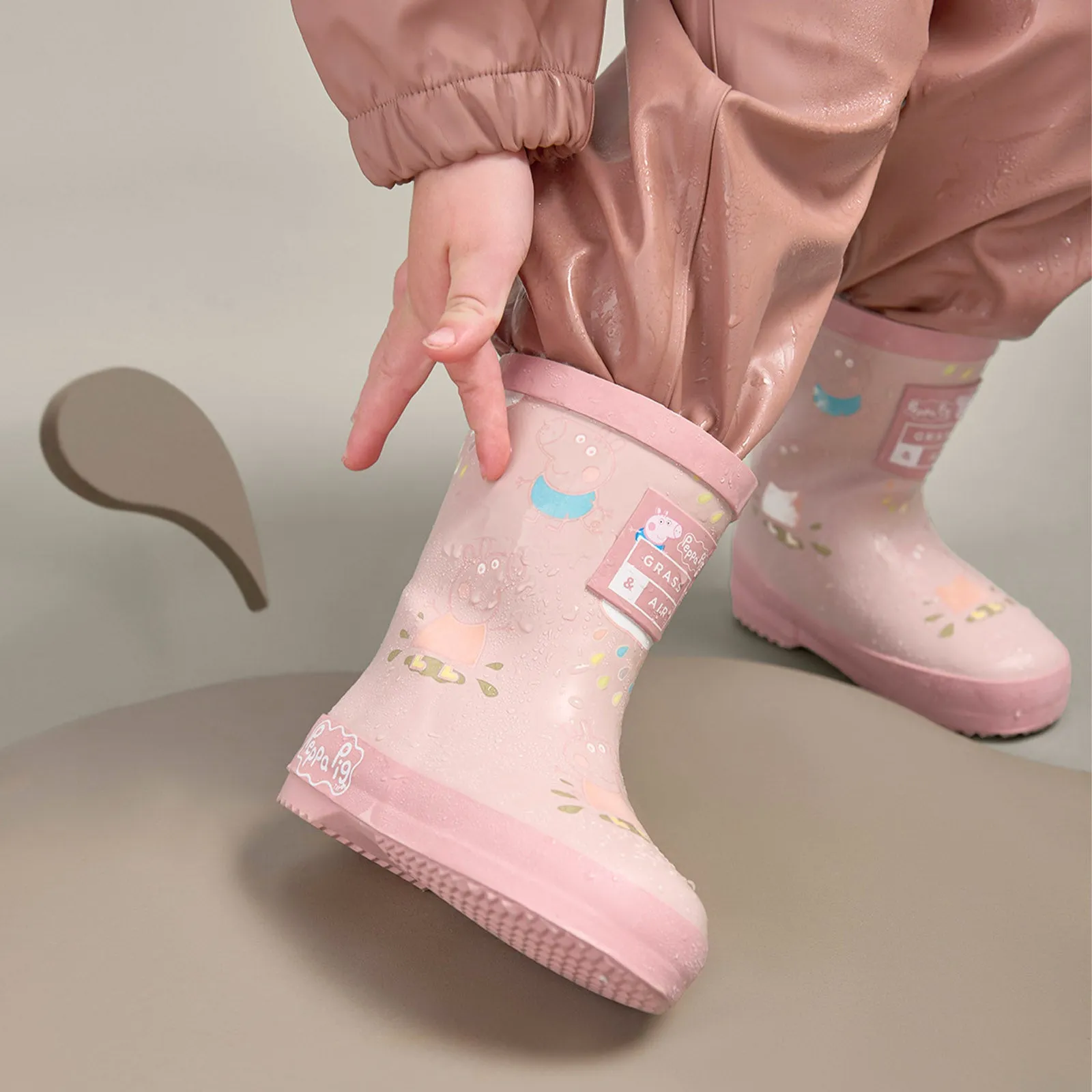 Grass & Air x Peppa Pig Colour-Changing Wellies