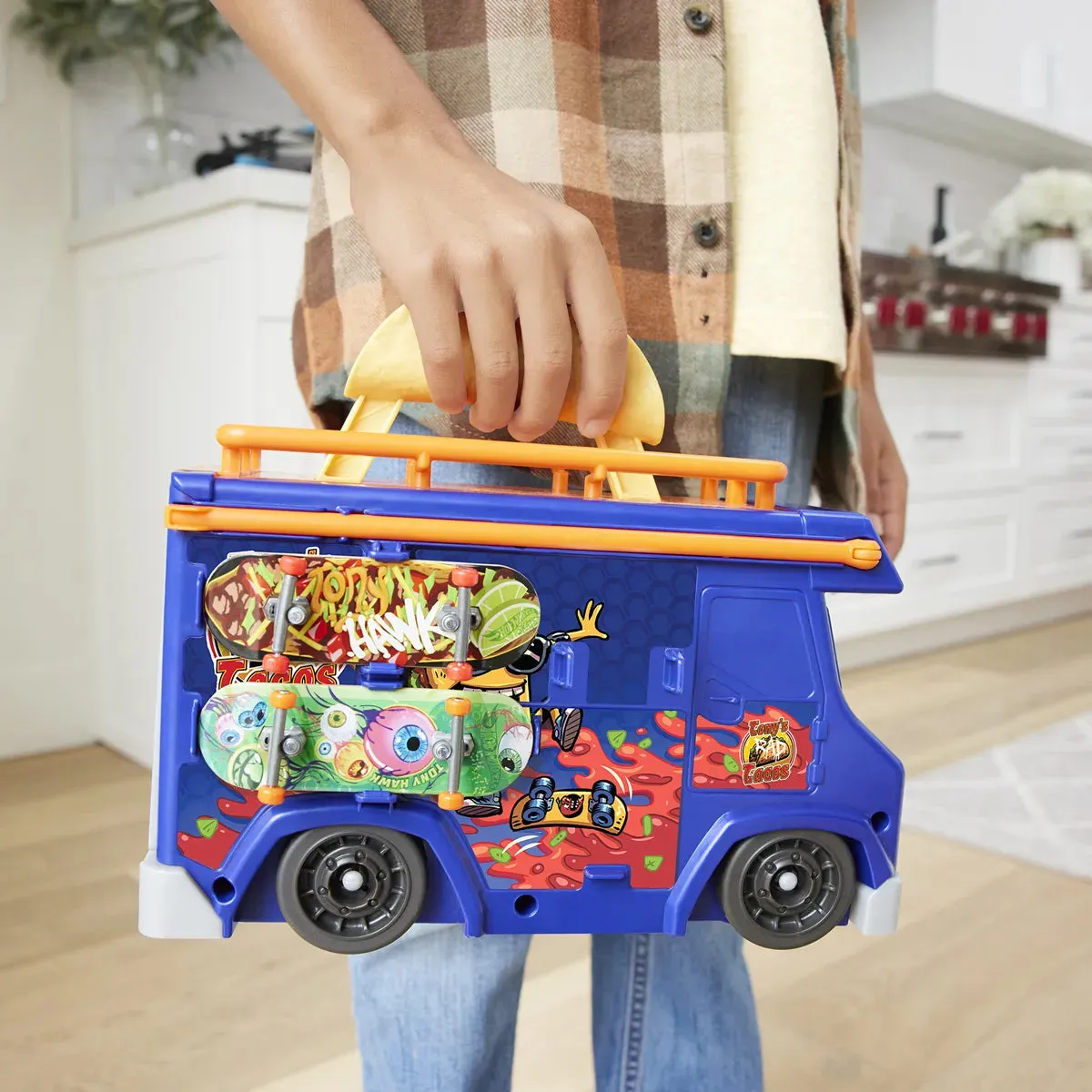 Hot Wheels Skate Taco Truck Playset