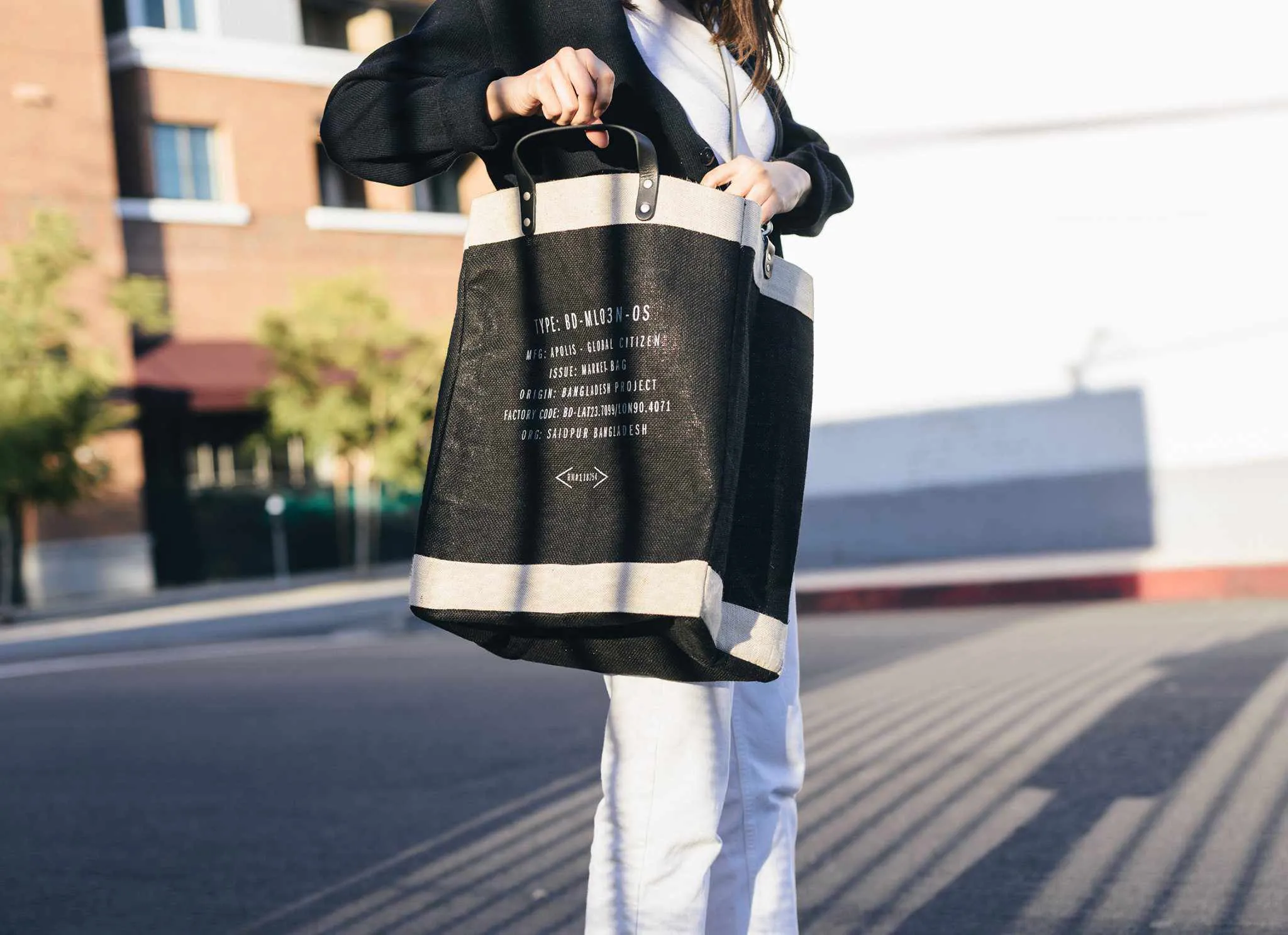 Market Bag in Black with Black Strap - Wholesale