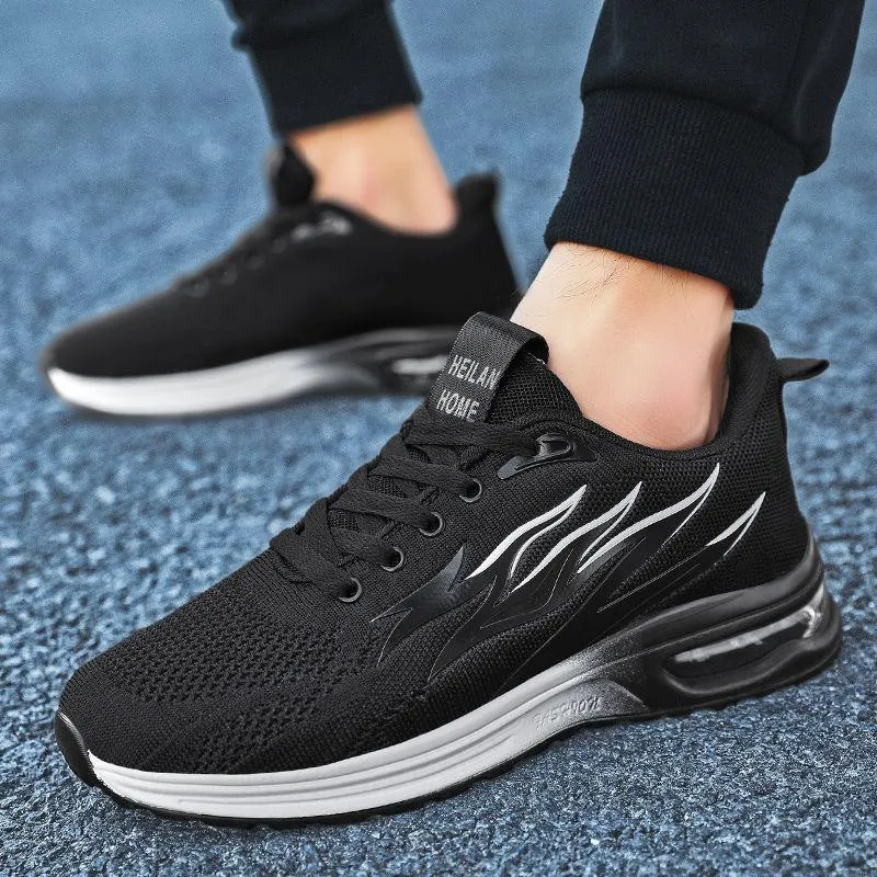 Men's Breathable Soft Soled Flame Pattern Running Shoes