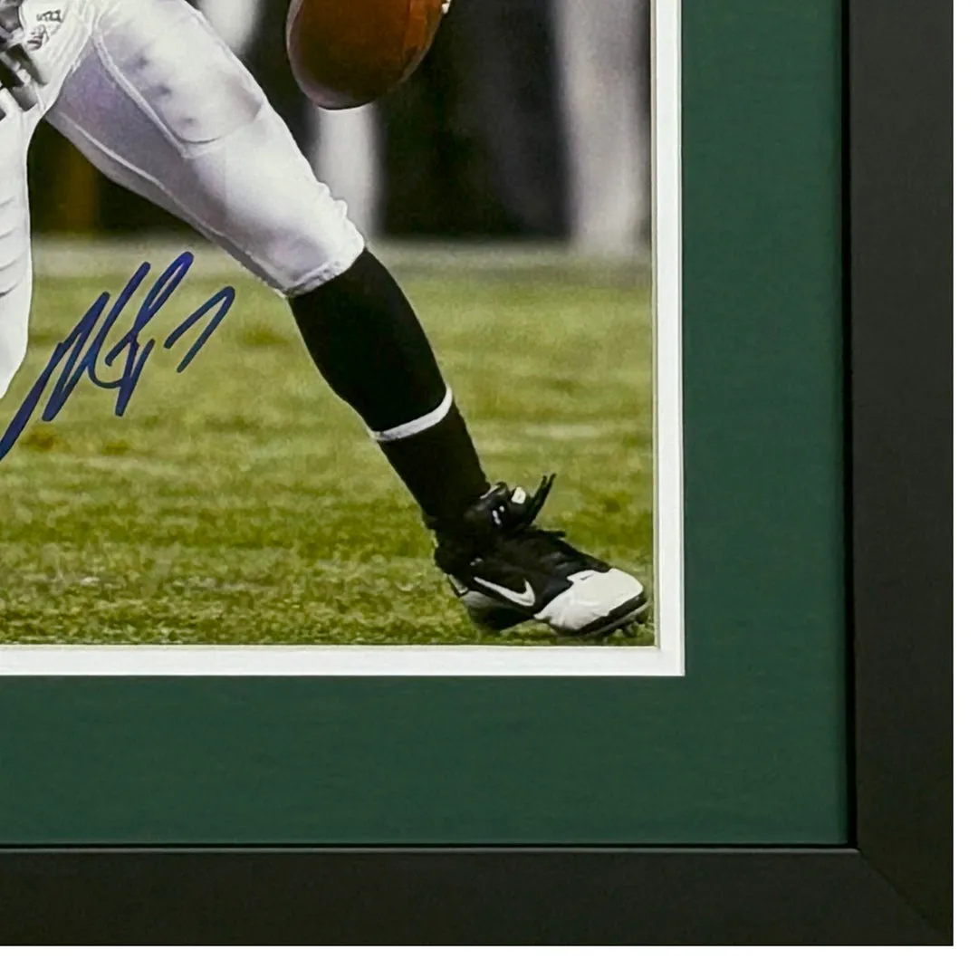 Michael Vick Signed Philadelphia Eagles Framed 8x10 Photo