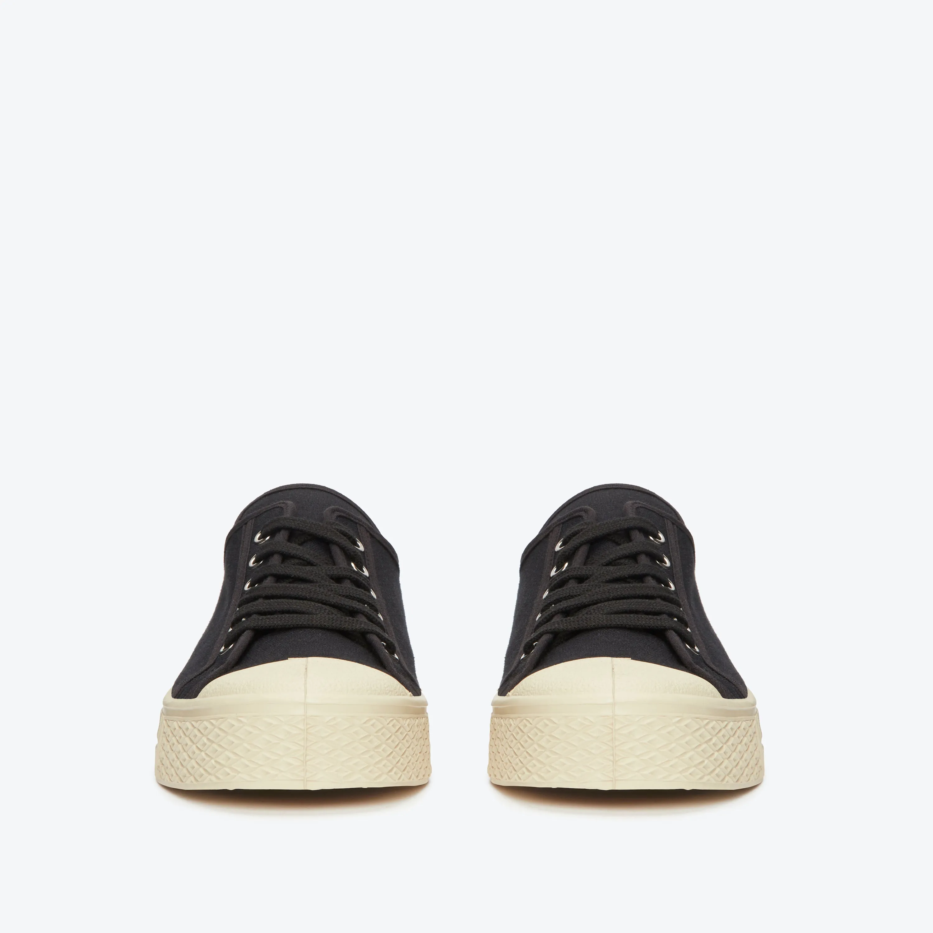 MILITARY LOW TOP - BLACK / WHITE