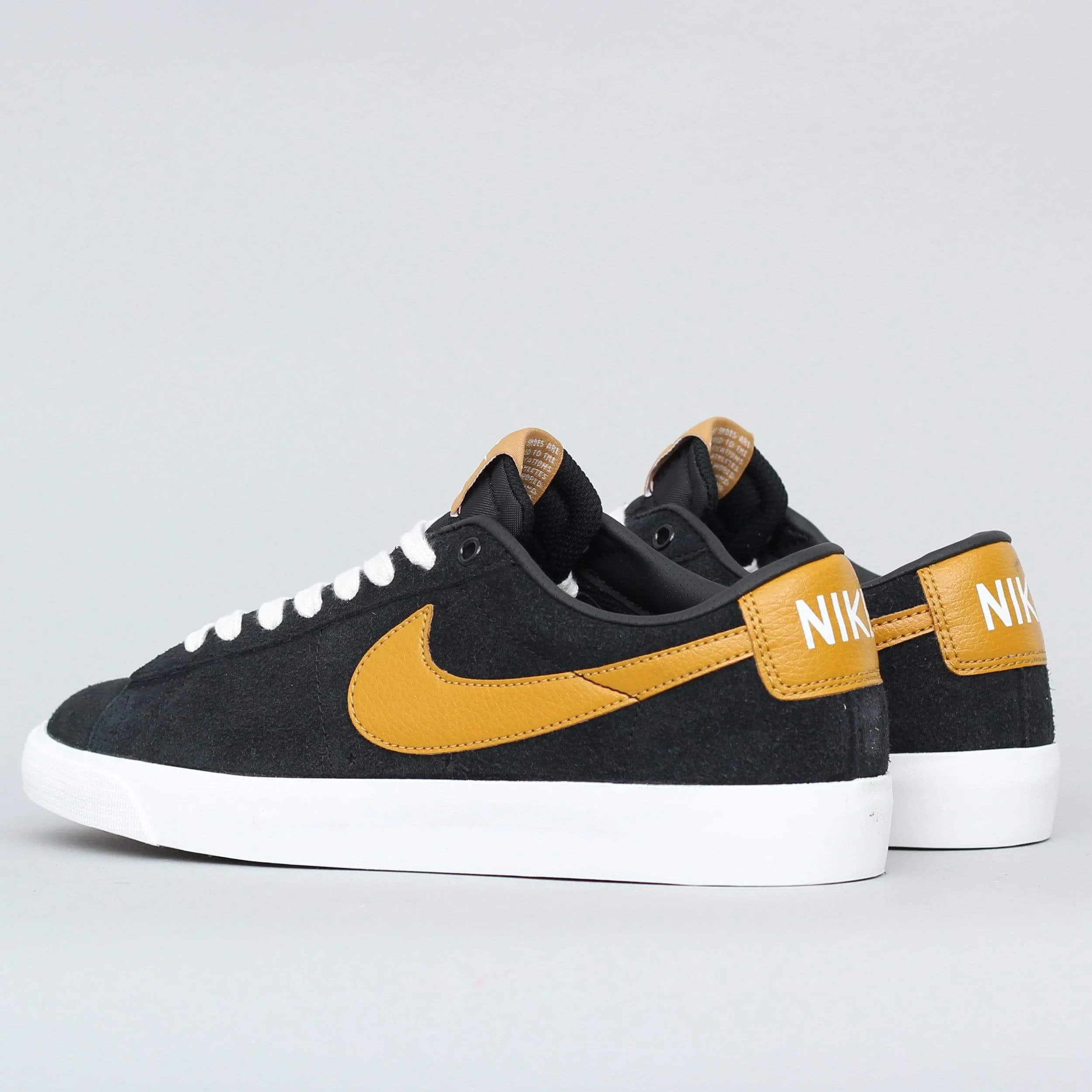 Nike SB Blazer Low GT Shoes Black / Wheat - Summit White