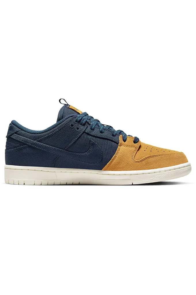 Nike SB Dunk Low Pro PRM Skate Shoes