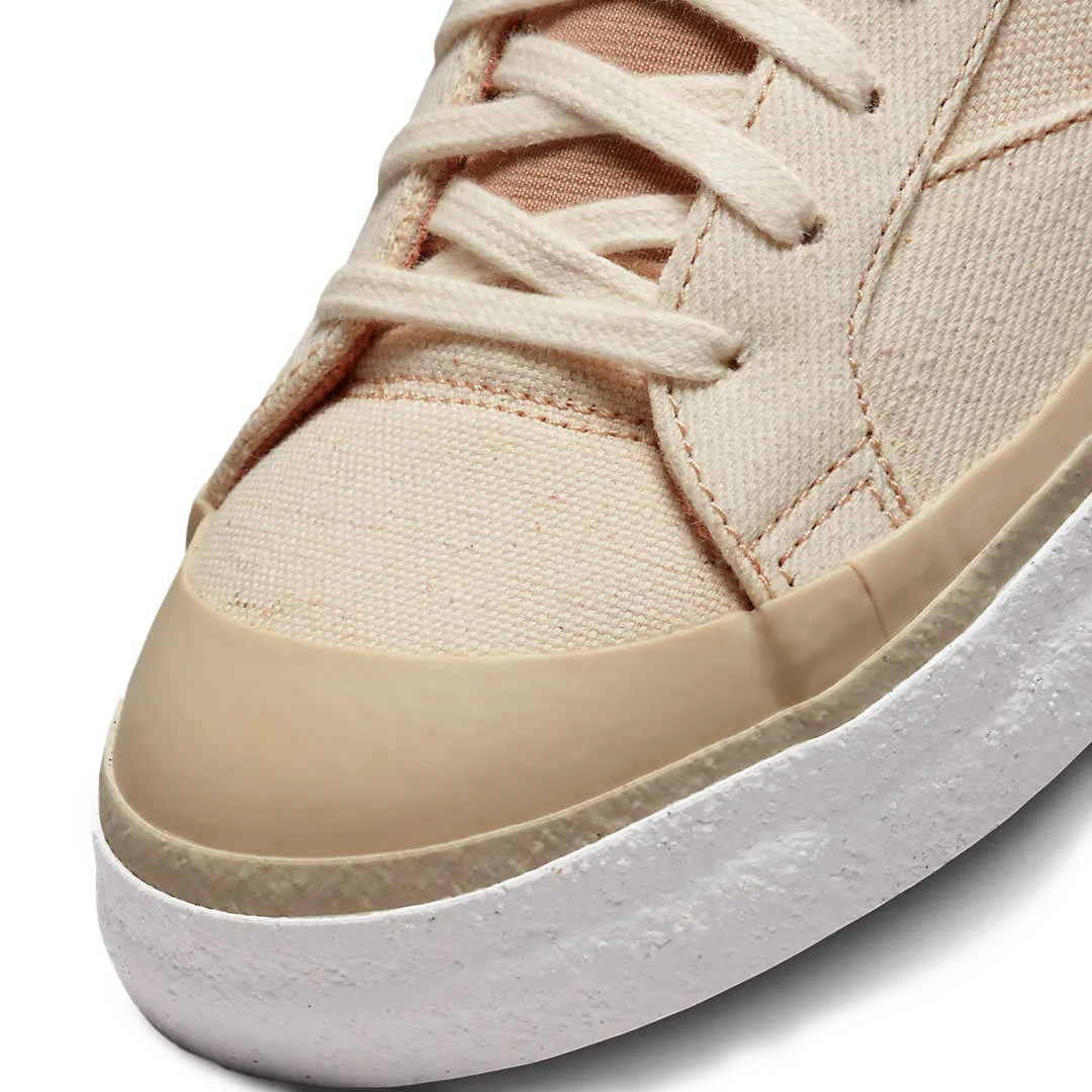 Nike SB X Doyenne Blazer Low Coconut Milk/Rattan