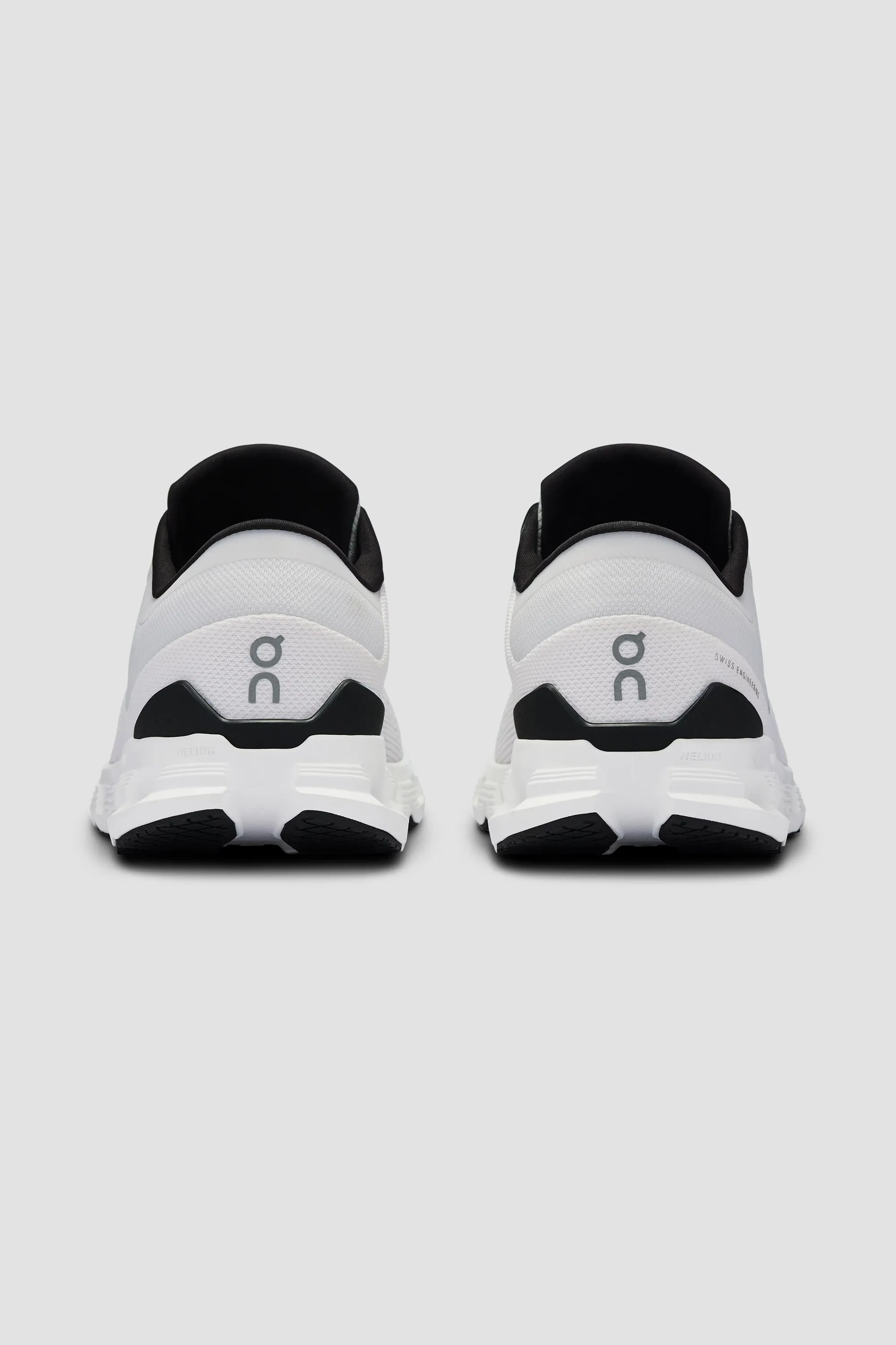 ON | Men's Cloud X 4 in Ivory/Black