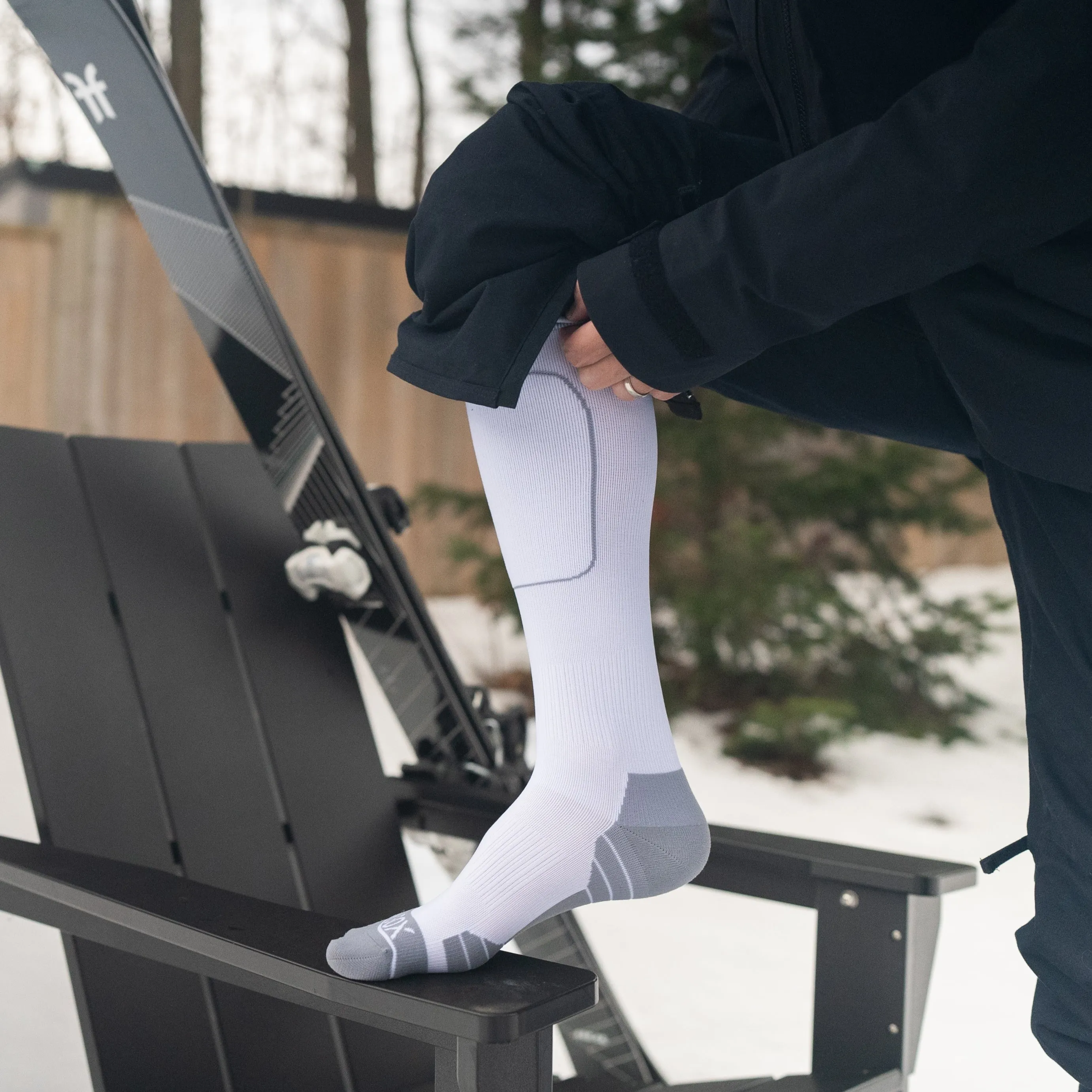 SILVER COMPRESSION SPORT SOCKS | WHITE