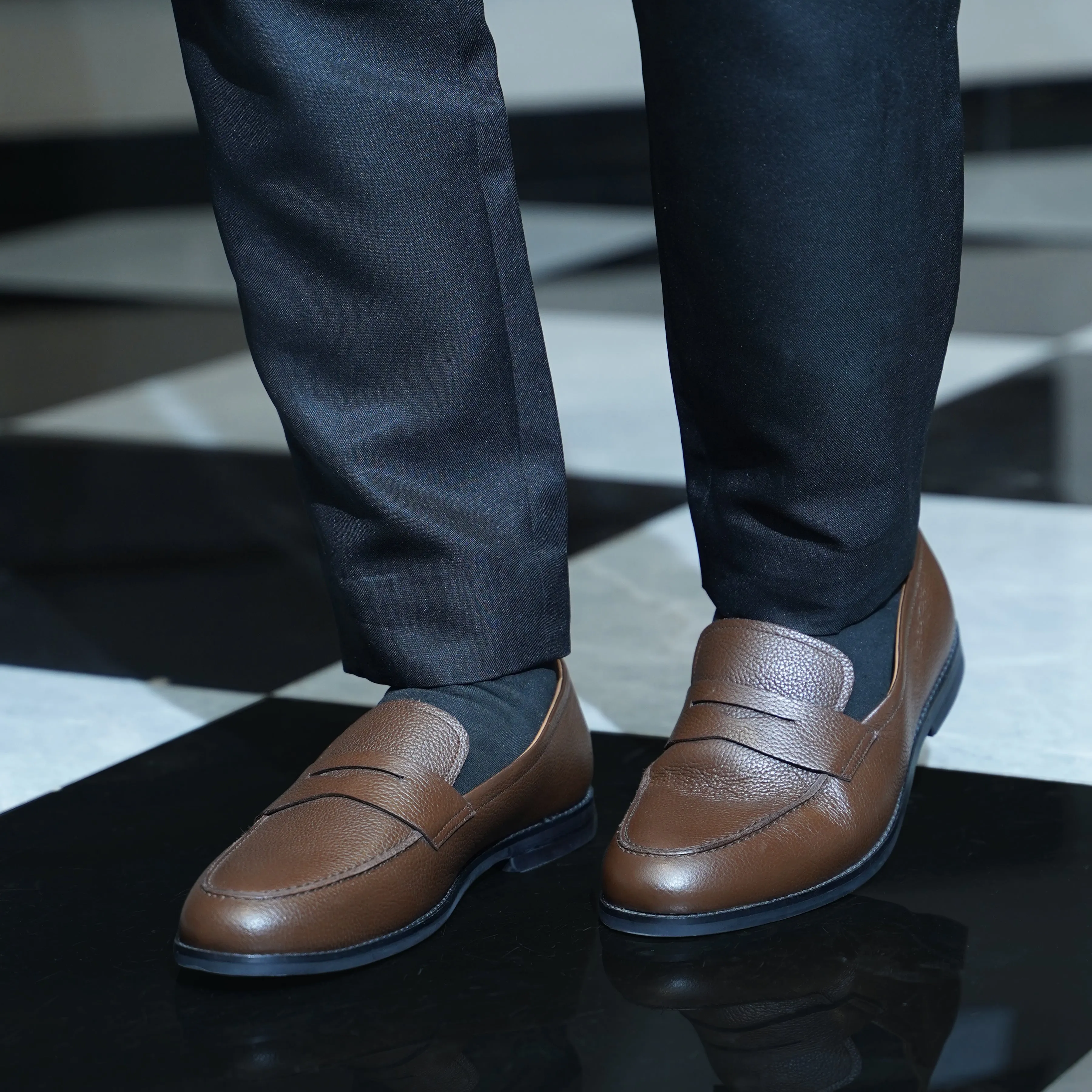 Smeaton - Men's Brown Pebble Grain Leather Loafer