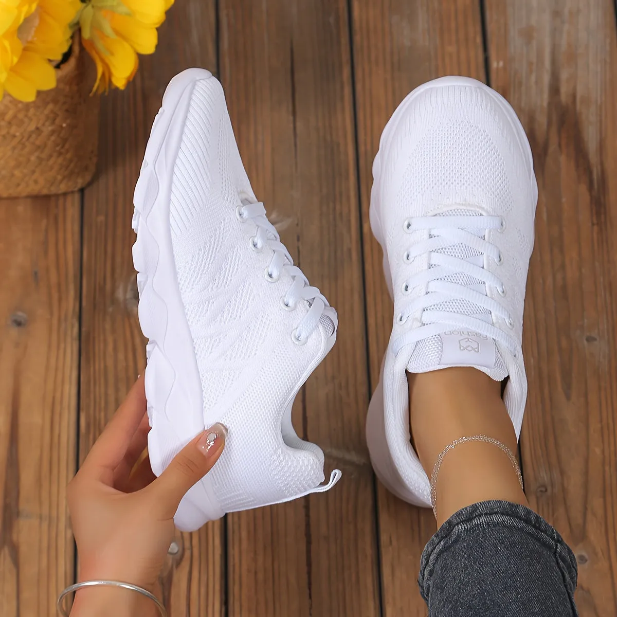 Ultra-Comfortable Women's Knitted Sneakers - Breathable, Flexible, Non-Slip, Soft Sole, Lightweight Lace-up Running Shoes for Walking, Jogging, and Casual Wear - Perfect for Outdoor Activities