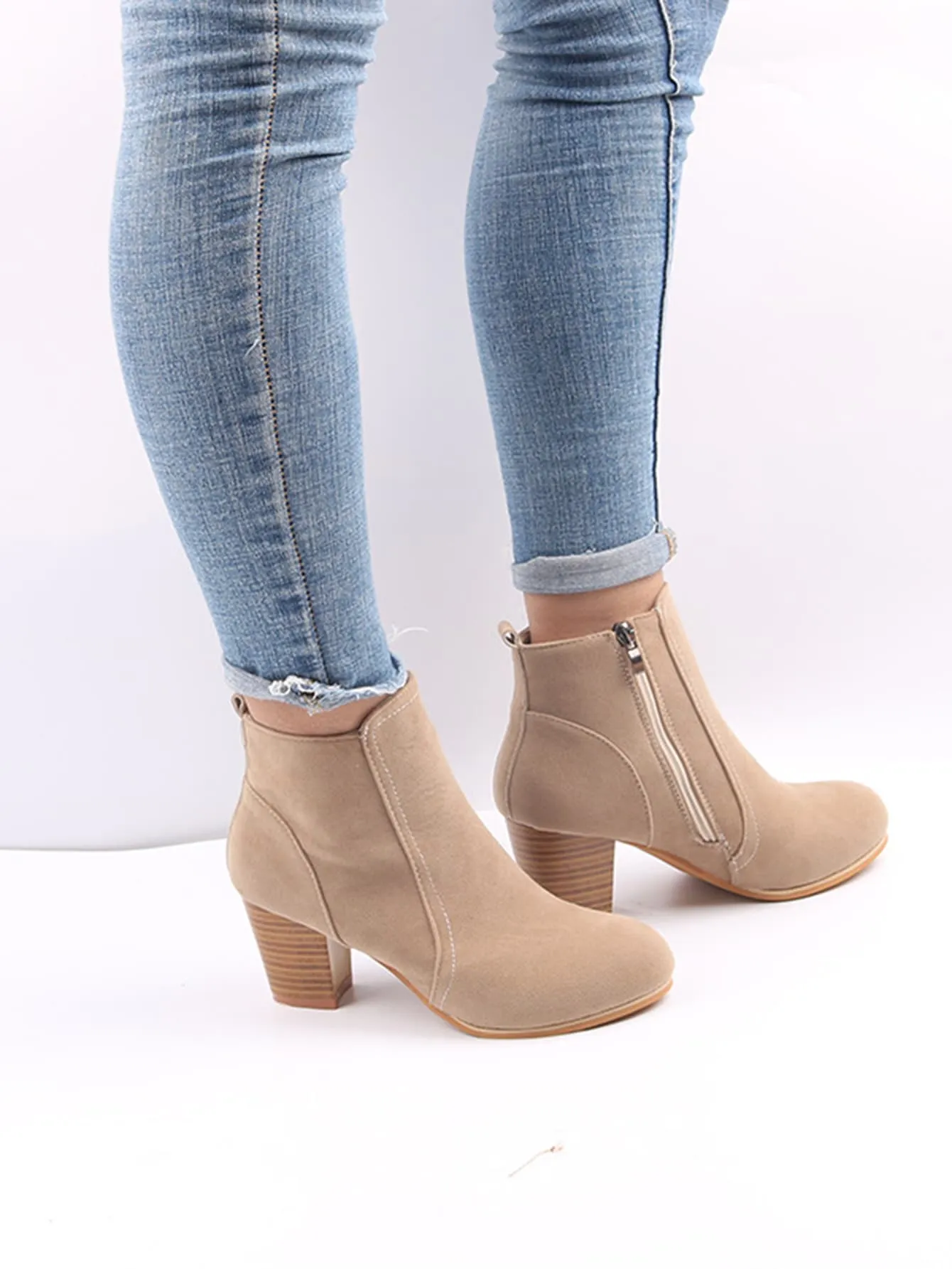 Women Faux Suede Zip Side Boots, Round Toe Chunky Heeled Classic Boots