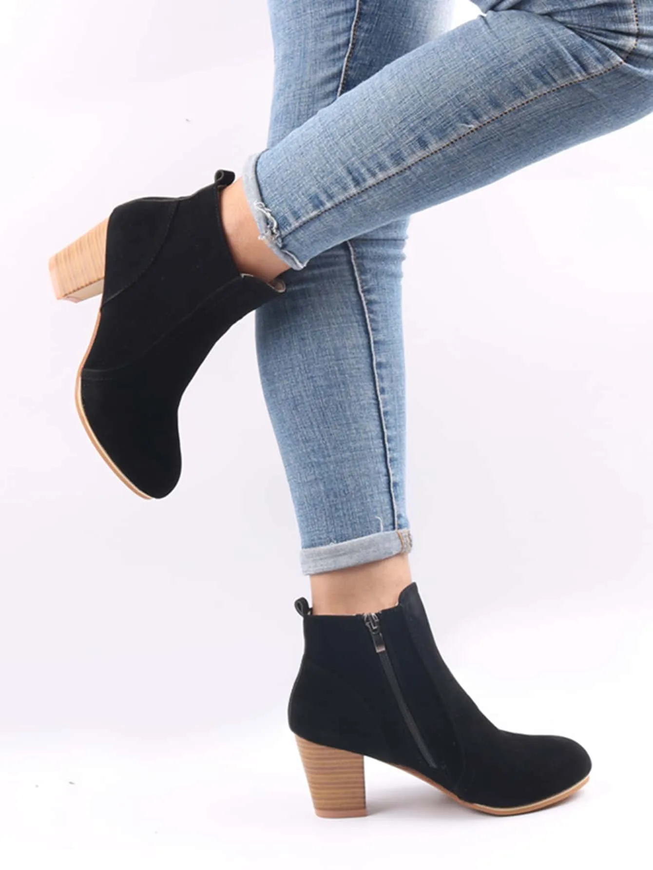 Women Faux Suede Zip Side Boots, Round Toe Chunky Heeled Classic Boots